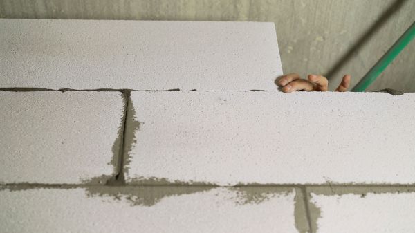 Block Wall Installation in Valparaiso